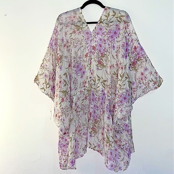 Charlotte Russe Floral Open Front Kimono Swim Coverup - Picture 2 of 11